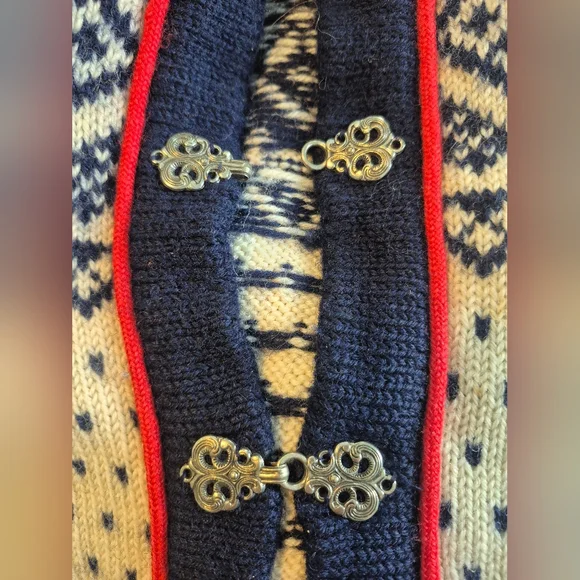 Dale of Norway Navy and White Wool Cardigan - Picture 5 of 5